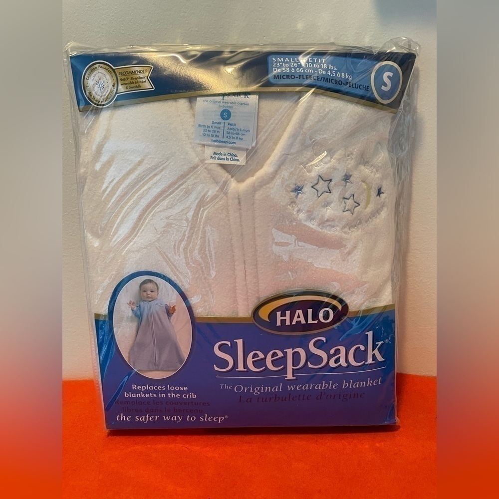Sleepsack Micro-Fleece Wearable Blanket. - Picture 3 of 5